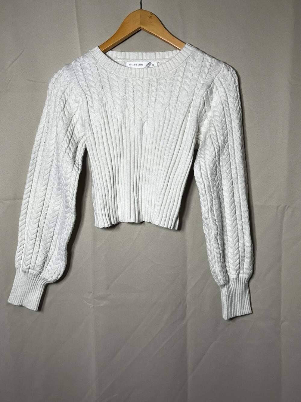 Altar’d State White Cable Knit Cropped Sweater Balloon Sleeve Medium